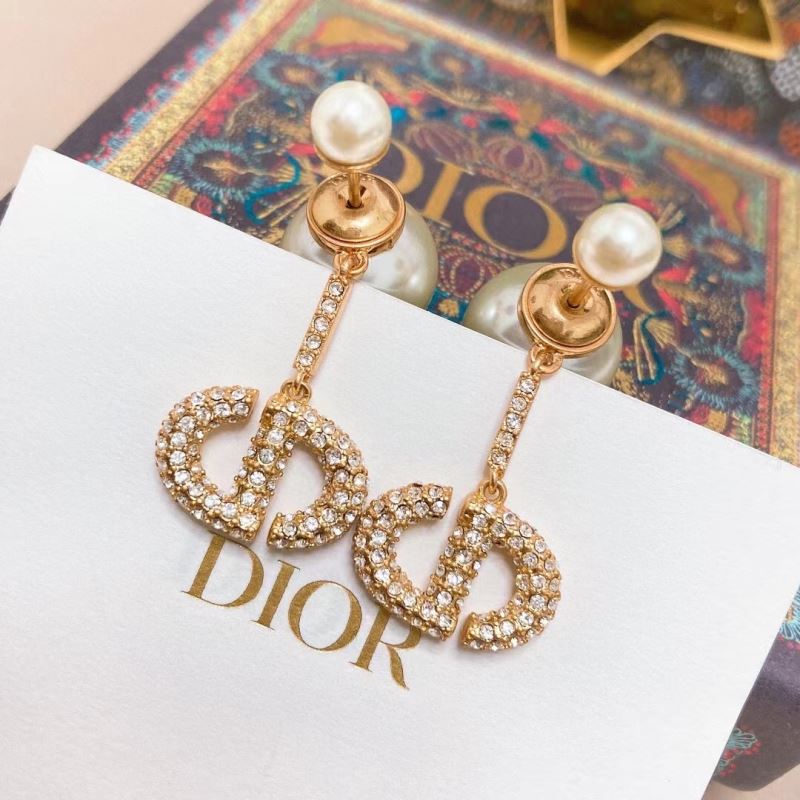 chr1st1an D10r earrings
